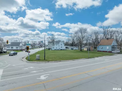 800 Blk Monmouth Blvd, Galesburg, IL 61401