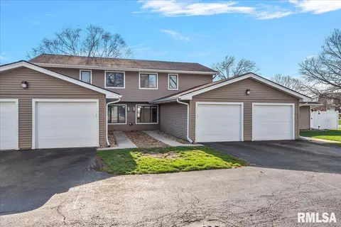 27 Brookside Pl, Springfield, IL 62704