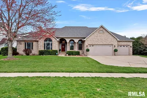 4620 Foxhall Ln, Springfield, IL 62711