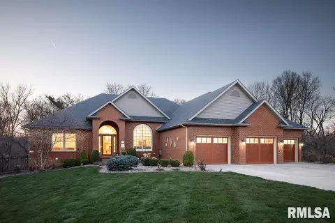 3 Timber Rdg, Rochester, IL 62563