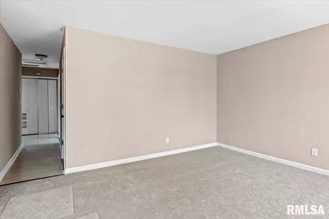 1604 S 16th St, Springfield, IL 62703 photo 10