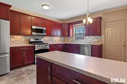 1921 S Lowell Ave, Springfield, IL 62704 photo 19
