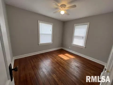 2201 S 12th St, Springfield, IL 62703 photo 8