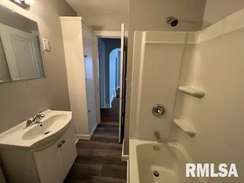 2201 S 12th St, Springfield, IL 62703 photo 11