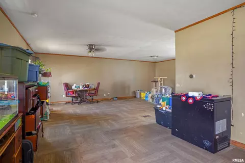 1833 Taylor Ave, Springfield, IL 62703 photo 2