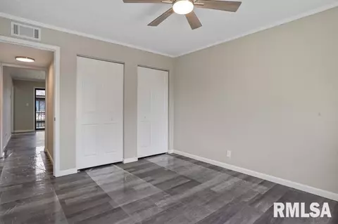 Bedroom - 2539 W Monroe St, Springfield, IL 62704 photo 2 of 4