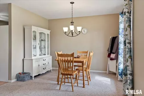 Dining - 30 Burning Tree Dr, Chatham, IL 62629 photo 1 of 3