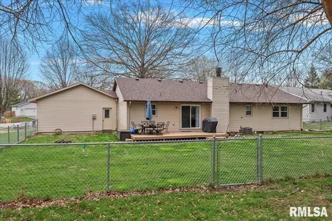Exterior - 30 Burning Tree Dr, Chatham, IL 62629 photo 7 of 10