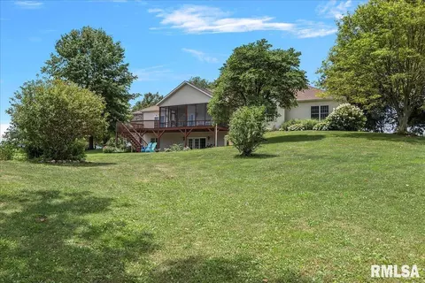 Exterior - 6505 Telstar Rd, Riverton, IL 62561 photo 9 of 13