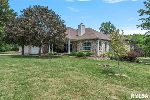 6505 Telstar Rd, Riverton, IL 62561