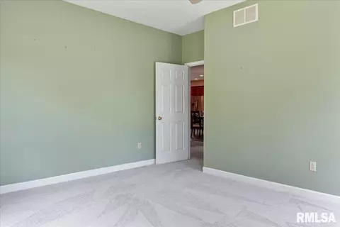 Bedroom - 6505 Telstar Rd, Riverton, IL 62561 photo 3 of 12