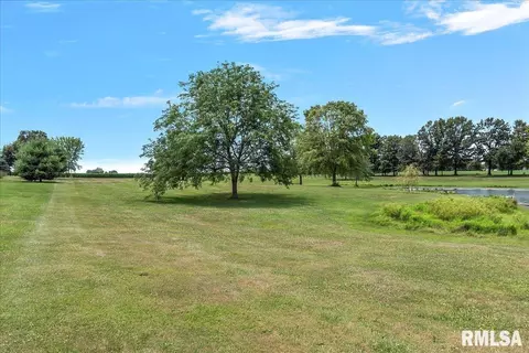 Exterior - 6505 Telstar Rd, Riverton, IL 62561 photo 13 of 13