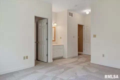 Bedroom - 6505 Telstar Rd, Riverton, IL 62561 photo 8 of 12