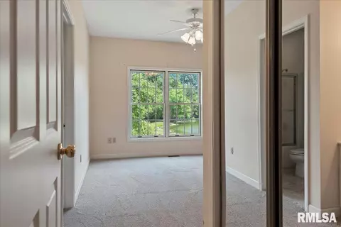 Bedroom - 6505 Telstar Rd, Riverton, IL 62561 photo 4 of 12