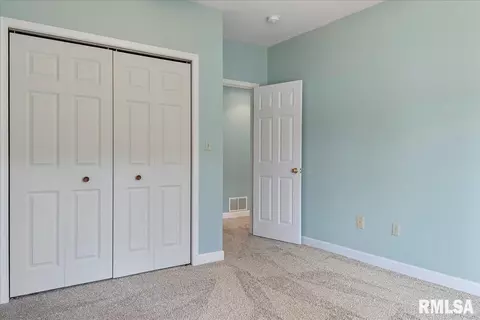 Bedroom - 6505 Telstar Rd, Riverton, IL 62561 photo 10 of 12