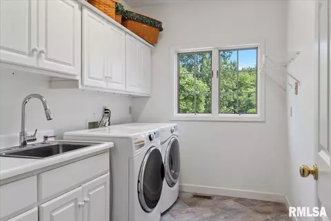 Other - 6505 Telstar Rd, Riverton, IL 62561 photo 11 of 17