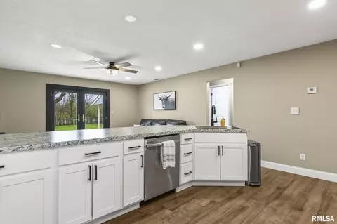 Kitchen - 7808 Hunt Rd, Springfield, IL 62712 photo 4 of 6