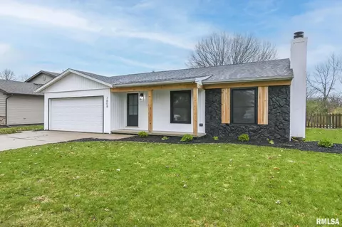 Exterior - 7808 Hunt Rd, Springfield, IL 62712 photo 2 of 5