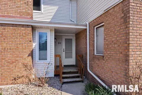 903 N Linden St, Normal, IL 61761 photo 2
