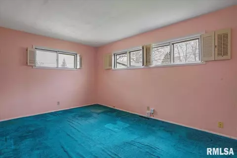 Bedroom - 2106 N 23rd St, Springfield, IL 62702 photo 3 of 7