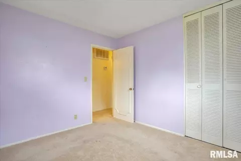 Bedroom - 2106 N 23rd St, Springfield, IL 62702 photo 5 of 7