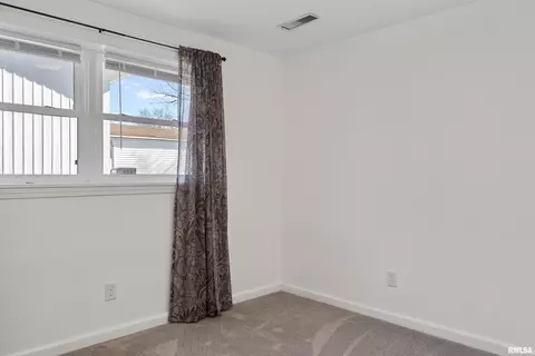 Bedroom - 2320 Stokebridge Rd, Springfield, IL 62702 photo 5 of 5