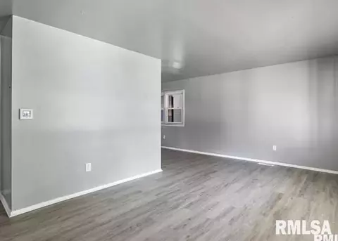 800 S 23rd St, Springfield, IL 62703 photo 6