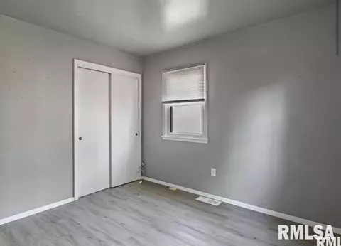 800 S 23rd St, Springfield, IL 62703 photo 8