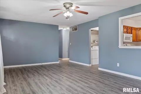 2544 Holmes Ave, Springfield, IL 62704 photo 7