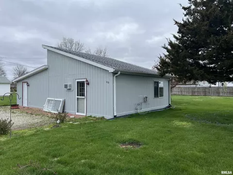 416 N Church St, Ashland, IL 62612