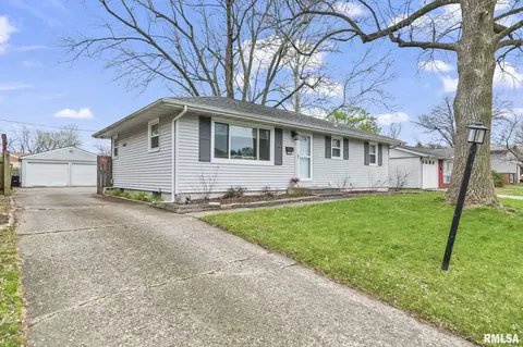 2328 Queensway Rd, Springfield, IL 62703 photo 4