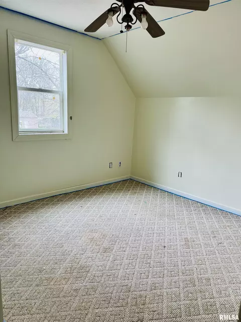 1320 E Reservoir St, Springfield, IL 62702 photo 12