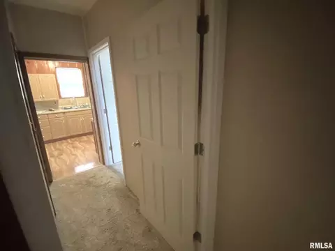 2405 S 15th St, Springfield, IL 62703 photo 13