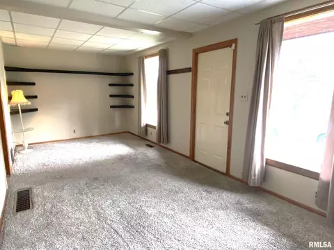 2405 S 15th St, Springfield, IL 62703 photo 3