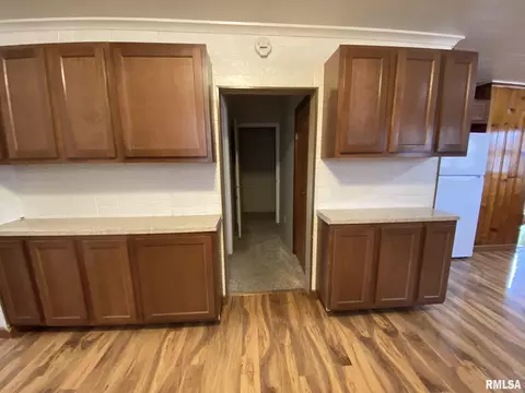 2405 S 15th St, Springfield, IL 62703 photo 9