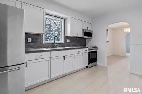 1436 N 8th St, Springfield, IL 62702 photo 11
