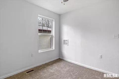 1436 N 8th St, Springfield, IL 62702 photo 15