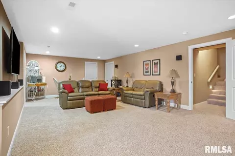 Living - 4092 Highbury Dr, Springfield, IL 62711 photo 10 of 13
