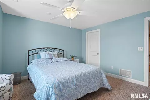 Bedroom - 4092 Highbury Dr, Springfield, IL 62711 photo 6 of 6