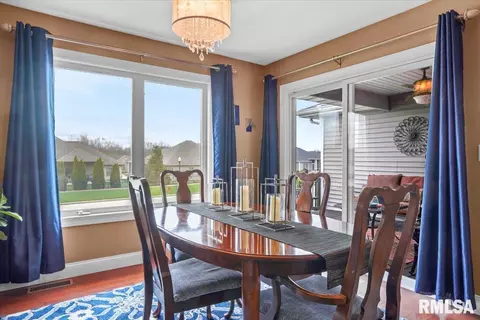 Dining - 4092 Highbury Dr, Springfield, IL 62711 photo 2 of 3