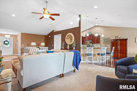 Living - 4092 Highbury Dr, Springfield, IL 62711 photo 6 of 13