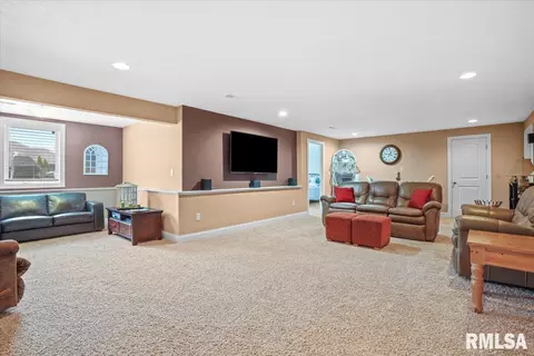 Living - 4092 Highbury Dr, Springfield, IL 62711 photo 9 of 13