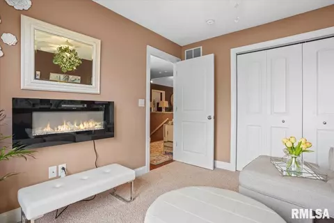 Bedroom - 4092 Highbury Dr, Springfield, IL 62711 photo 4 of 6
