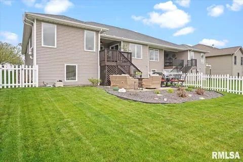 Exterior - 4092 Highbury Dr, Springfield, IL 62711 photo 7 of 8