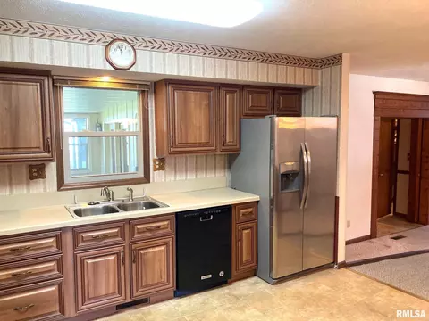 2617 Cardifs Ave, Springfield, IL 62704 photo 8