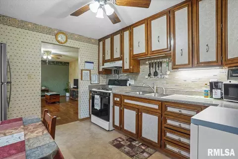 1952 Stonehenge Rd, Springfield, IL 62702 photo 12