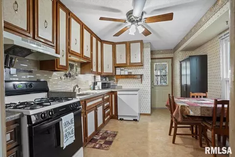 1952 Stonehenge Rd, Springfield, IL 62702 photo 11