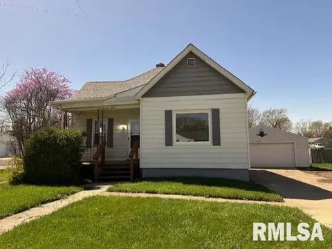 903 N Prairie St, Jacksonville, IL 62650