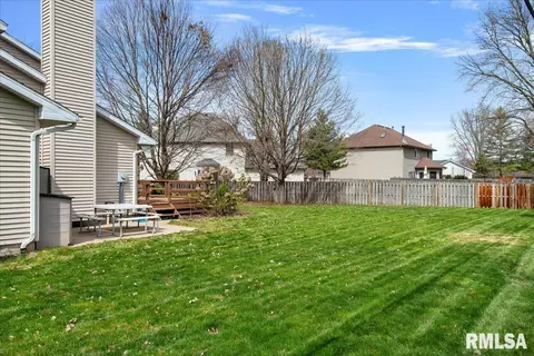 Exterior - 3955 Guilford Dr, Springfield, IL 62711 photo 4 of 7