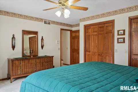 Bedroom - 3955 Guilford Dr, Springfield, IL 62711 photo 1 of 7